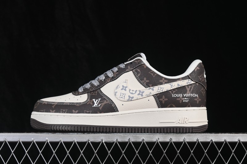 Nike Air Force 1 '07 Low Basketball Shoes with Full-Length Air Cushion - DW8806-010