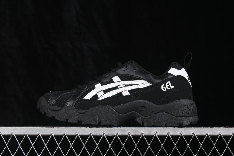 Asics Gel-Truck Hiking Shoes with Cushioning Comfort - 1203A714-001