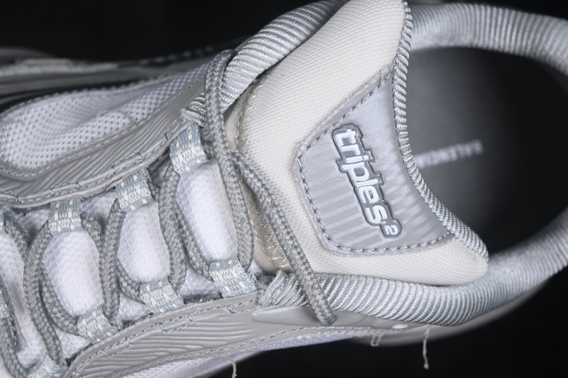 Balenciaga Triple S 2 Gradient Mesh Fashion Sneakers - WTR2G1800