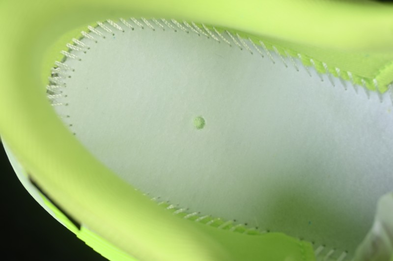 Nike Air Zoom Vomero 18 GTX Cushioned Casual Running Shoes - HQ7001-214