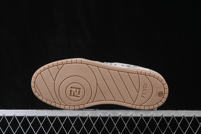 Fendi Match Round Toe Thick Sole Low-Top Casual Sneakers - AHH2F1FHS