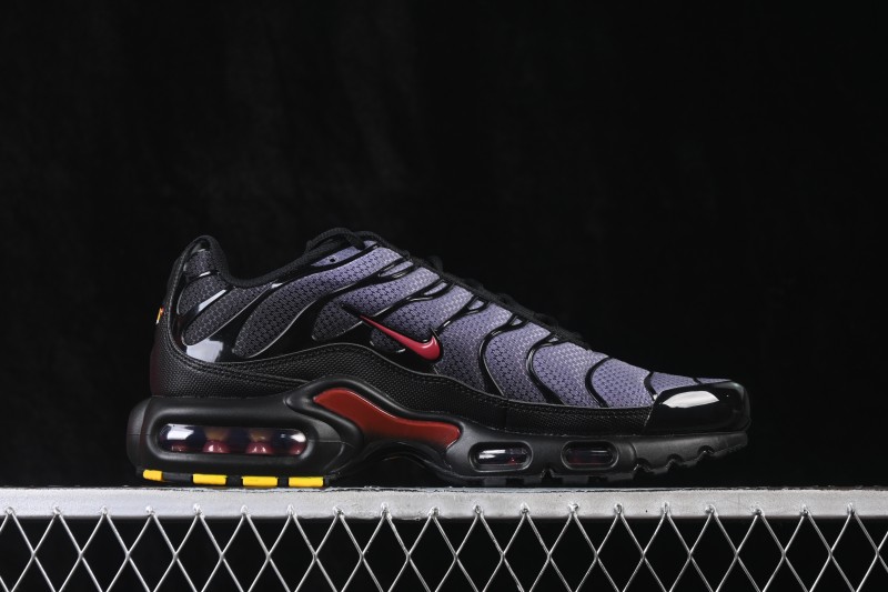Nike Air Max Plus Retro Running Shoes with Air Cushion - DM0032-032