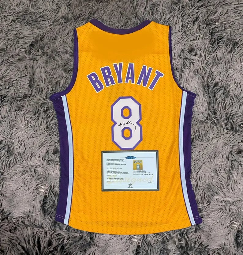 kobe signed 2001 nba