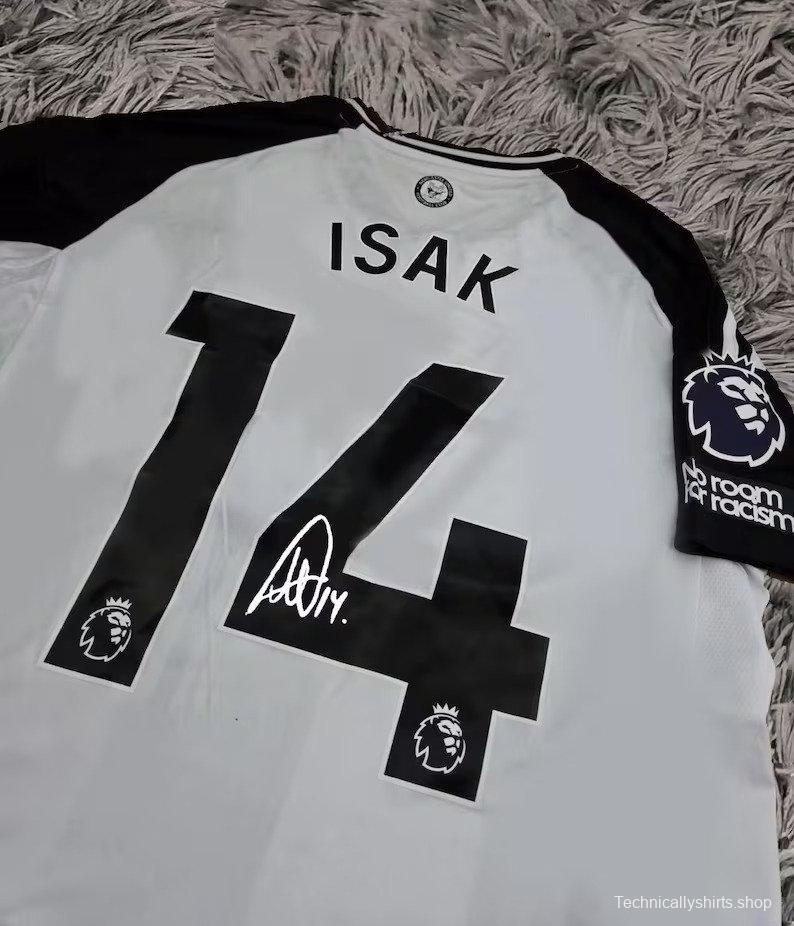 Isak Signed Newcastle 24/25